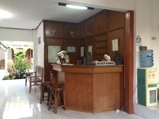 Indrakila Hotel Γιογκιακάρτα Εξωτερικό φωτογραφία